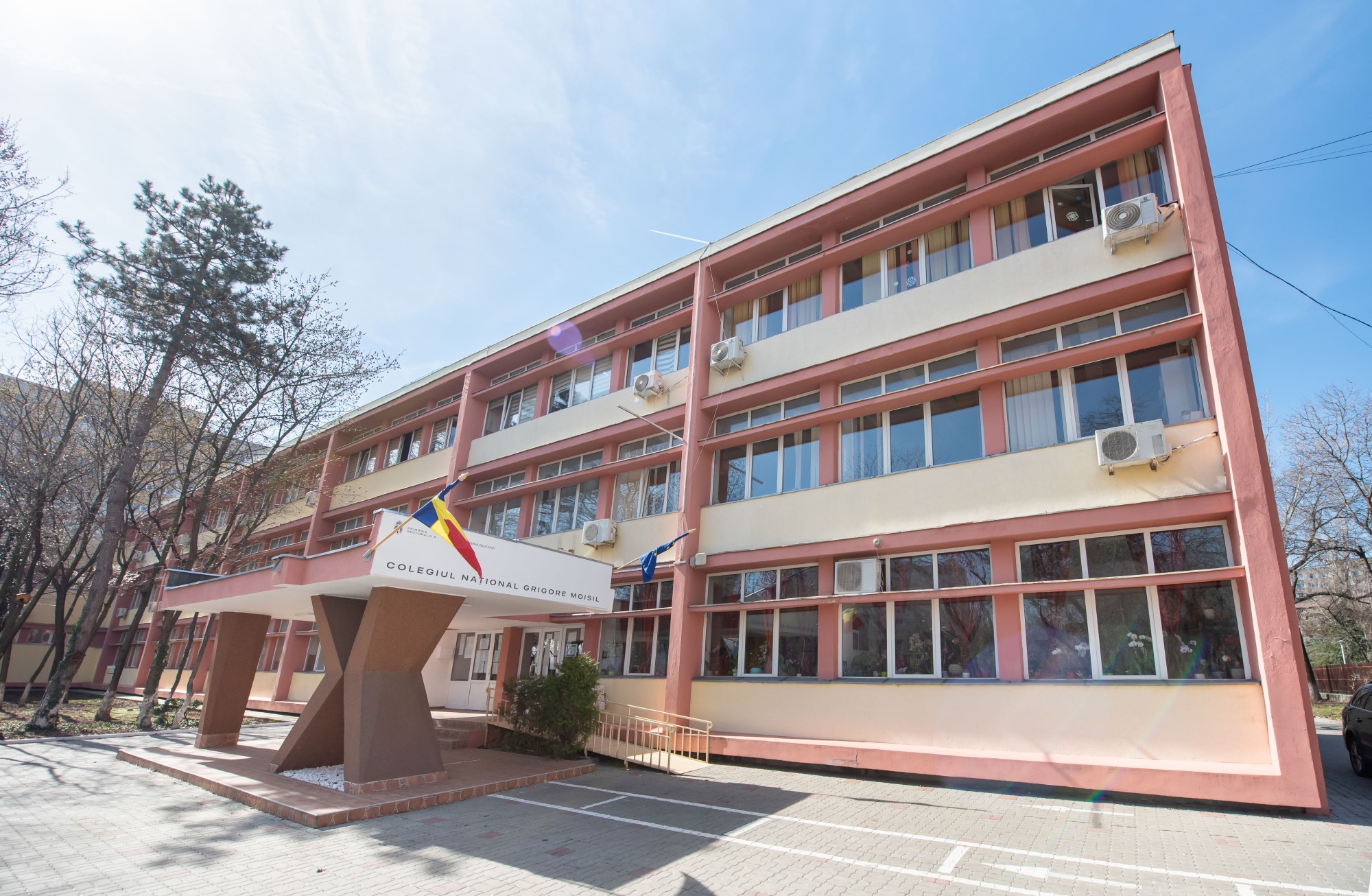 Colegiul Național Grigore Moisil
